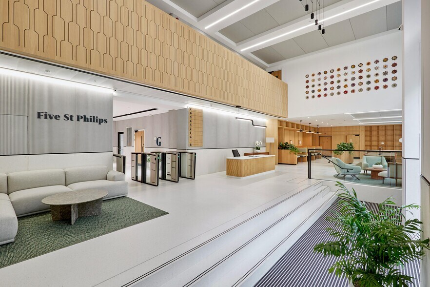 Five St Philips, Birmingham à louer - Photo de l’immeuble – Image 3 sur 21