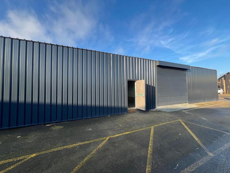 2 Thorpe End, Melton Mowbray à louer - Photo principale – Image 1 sur 3