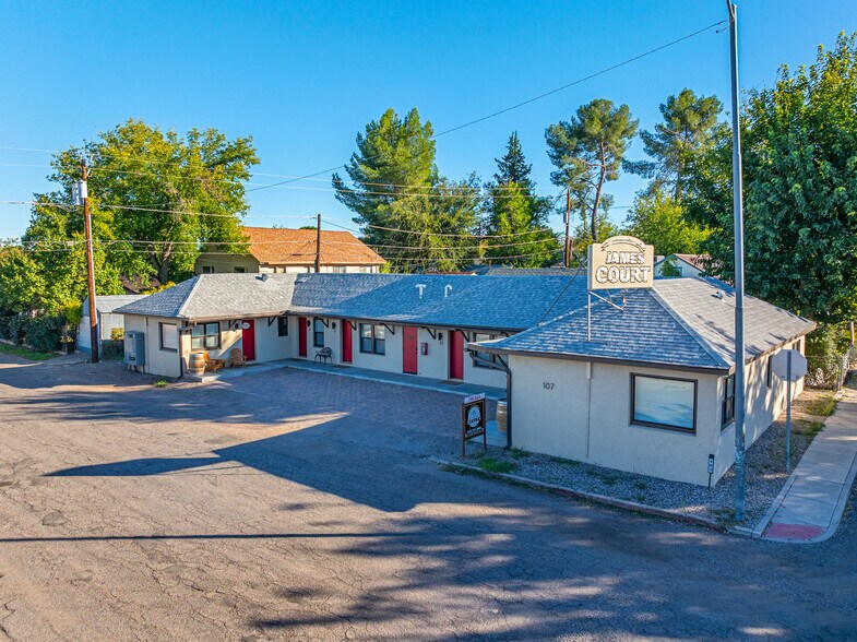 107 E Pinal St, Cottonwood, AZ à vendre - Photo de l’immeuble – Image 2 sur 16