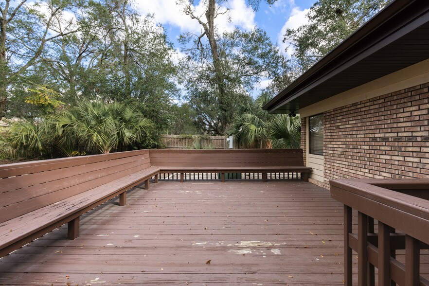 483 Montgomery Rd, Altamonte Springs, FL à louer - Photo de l’immeuble – Image 3 sur 4