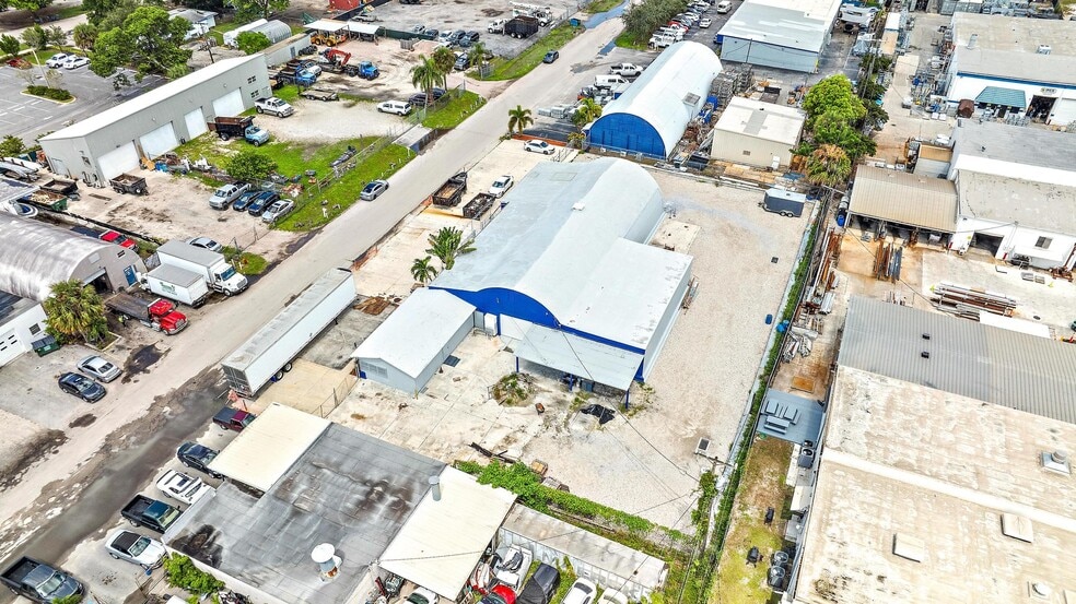 2070 Scott Ave, West Palm Beach, FL à vendre - Aérien – Image 2 sur 8