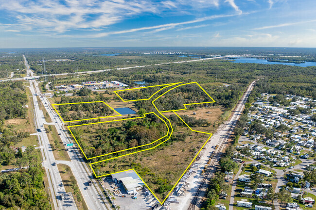 Plus de détails pour 8360 Bayshore Rd., North Fort Myers, FL - Terrain à vendre