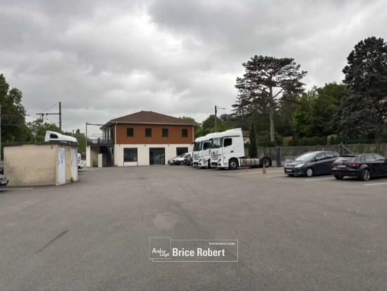 Terrain dans Irigny à vendre - Photo de l’immeuble – Image 2 sur 7