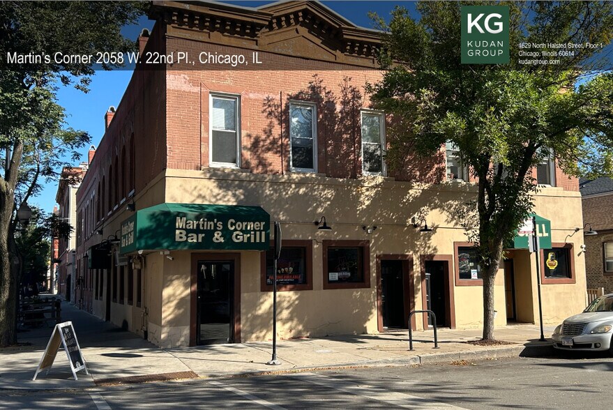 2058 W 22nd Pl, Chicago, IL à vendre - Photo principale – Image 1 sur 11