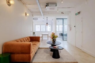 63 Rue De Douai, Paris à louer Photo intérieure– Image 1 sur 8