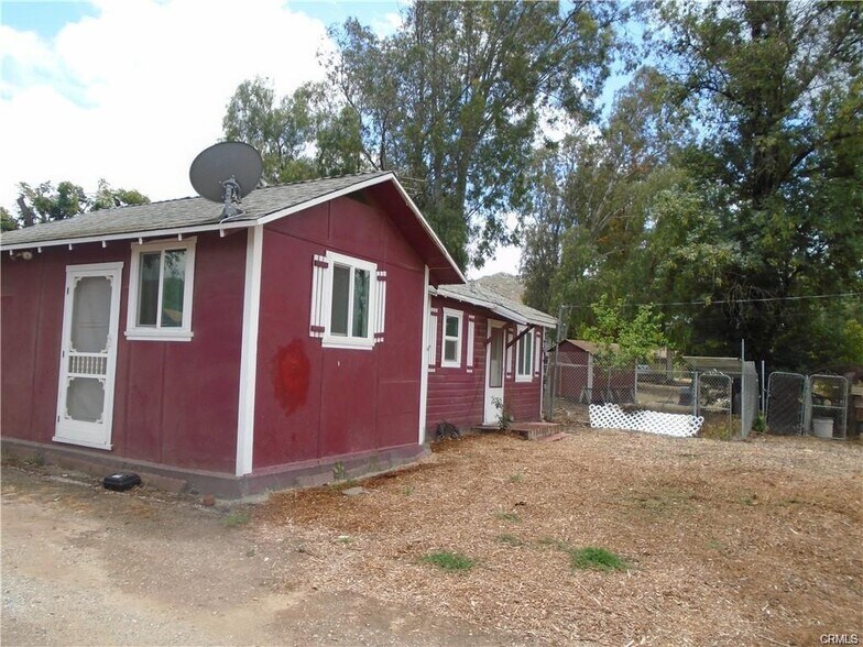 3475 Hillside Ave, Norco, CA à vendre - Photo de l’immeuble – Image 2 sur 20