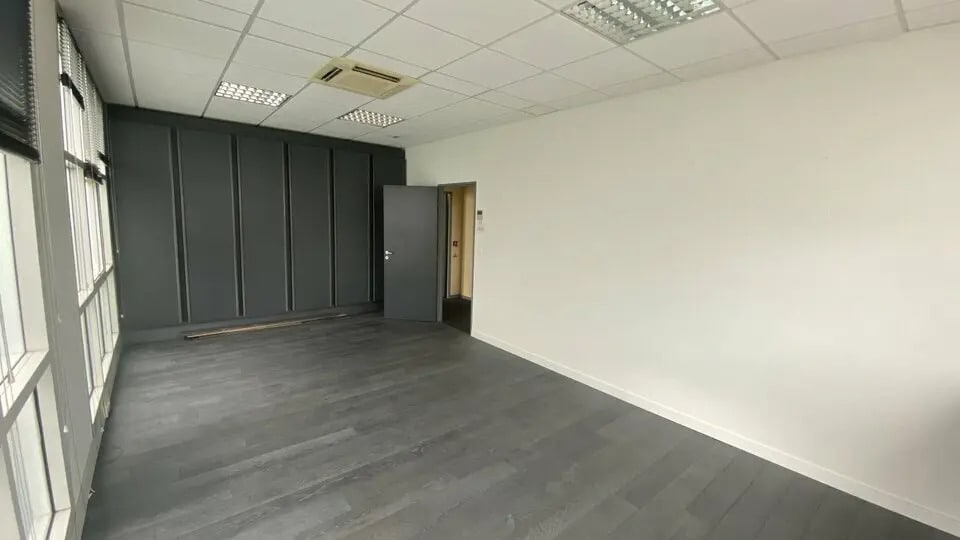 Bureau dans Billère à louer - Photo intérieure – Image 3 sur 3