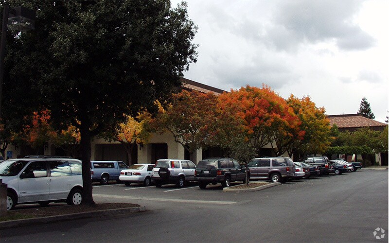 175 Bernal Rd, San Jose, CA à louer - Photo de l’immeuble – Image 2 sur 10