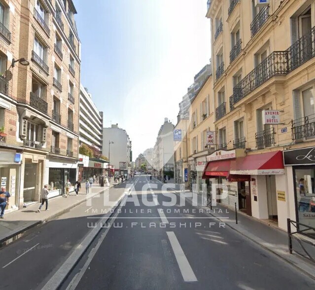 Local commercial dans Paris à louer - Photo de l’immeuble – Image 1 sur 2