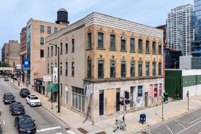 Plus de détails pour 600 N Wells St, Chicago, IL - Bureau à vendre