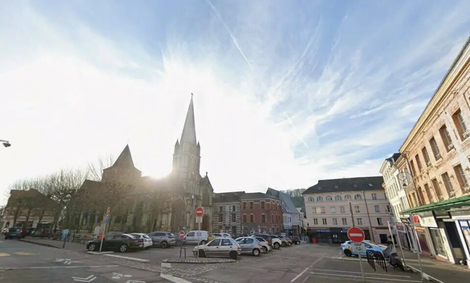 Local commercial dans Montivilliers à vendre Photo de l’immeuble– Image 1 sur 9