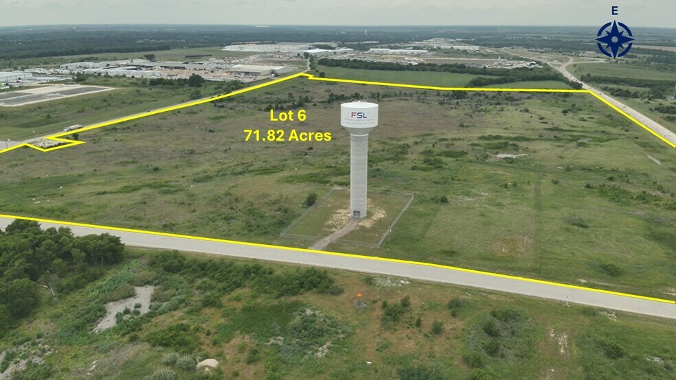 601 Industrial Loop, Hillsboro, TX à vendre - Photo de l’immeuble – Image 2 sur 2