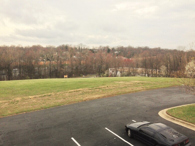 5150 Beech Pl, Temple Hills, MD à vendre - Photo de l’immeuble – Image 2 sur 11