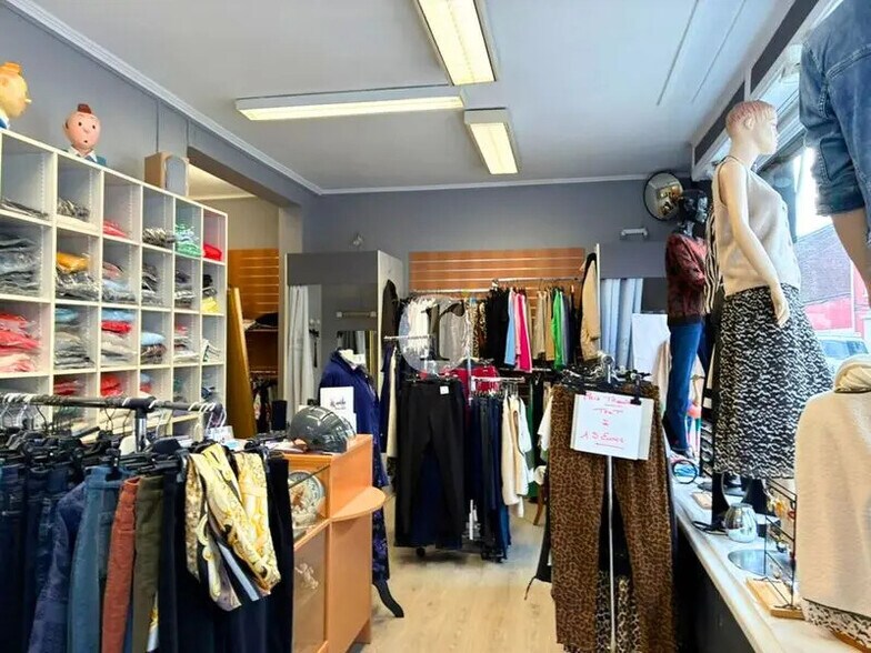 Local commercial dans Lambersart à louer - Photo de l’immeuble – Image 3 sur 4