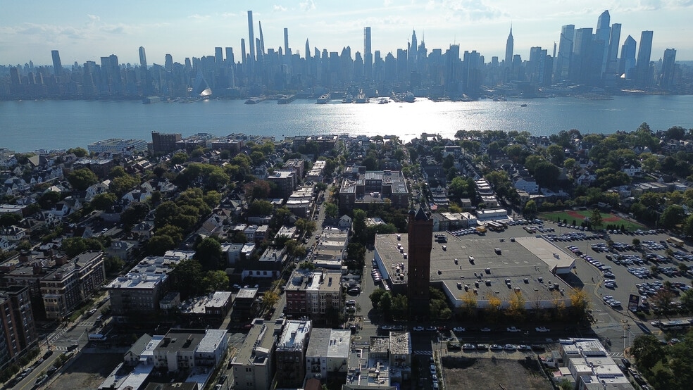 4105 Park Ave, Union City, NJ à vendre - Photo de l’immeuble – Image 2 sur 5