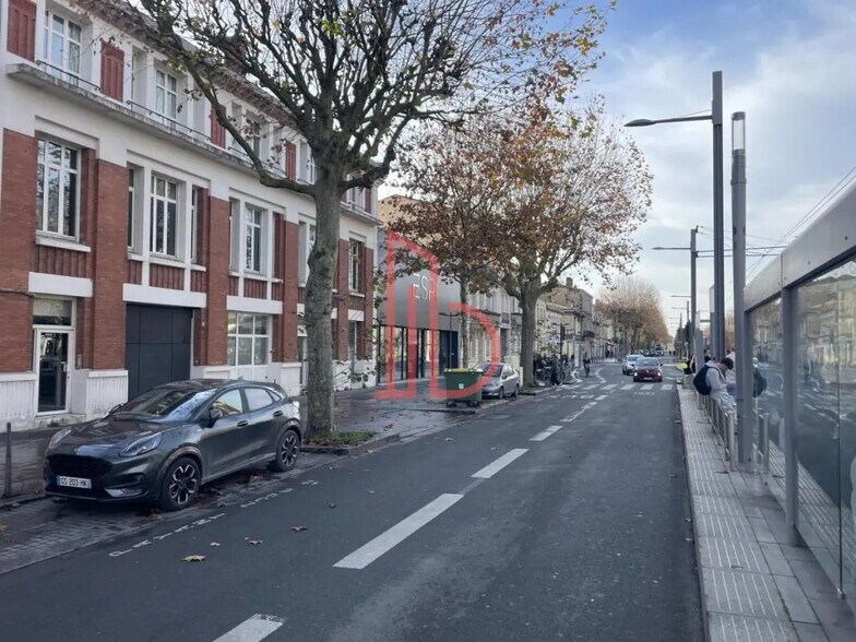 Bureau dans Bordeaux à vendre - Photo de l’immeuble – Image 1 sur 6