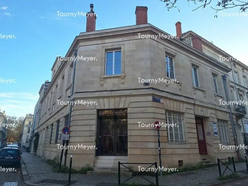 Bureau dans Bordeaux à louer Photo de l’immeuble– Image 1 sur 7