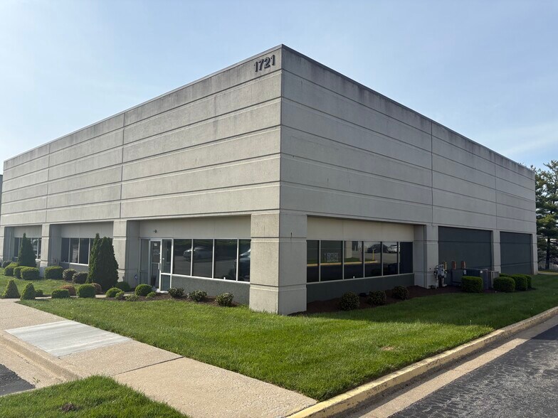 1721 Fortune Ct, Lexington, KY à louer - Photo de l’immeuble – Image 2 sur 6
