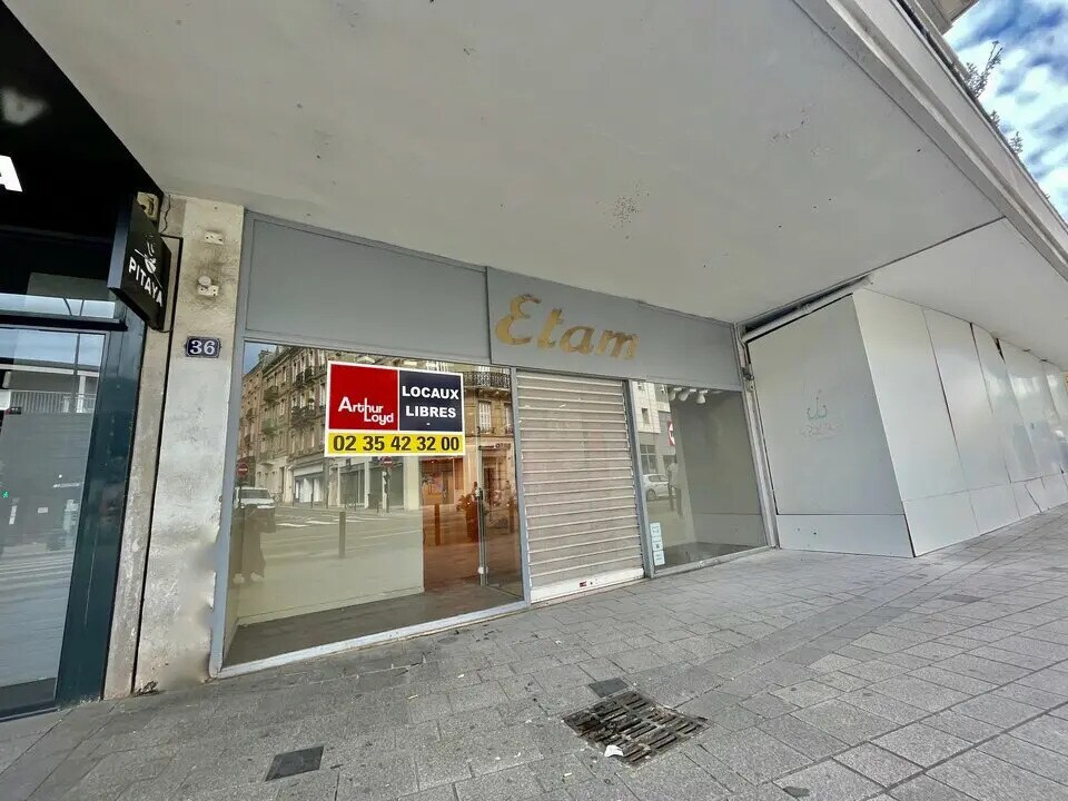 Local commercial dans Le Havre à louer Photo de l’immeuble– Image 1 sur 3