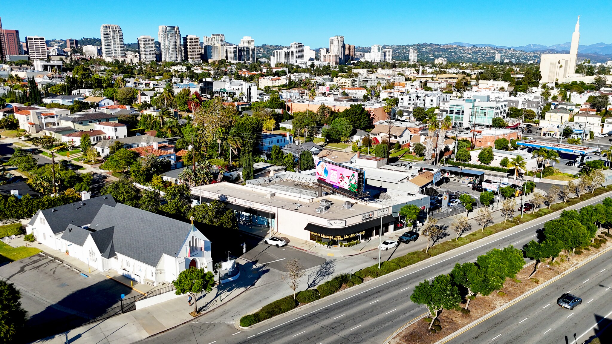 1790-1796 Kelton Ave, Los Angeles, CA à louer Photo principale– Image 1 sur 13