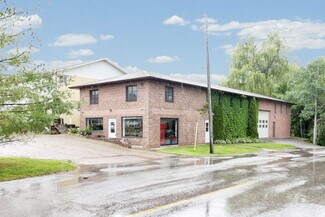 Plus de détails pour 192 Main St N, Uxbridge, ON - Local d’activités à vendre