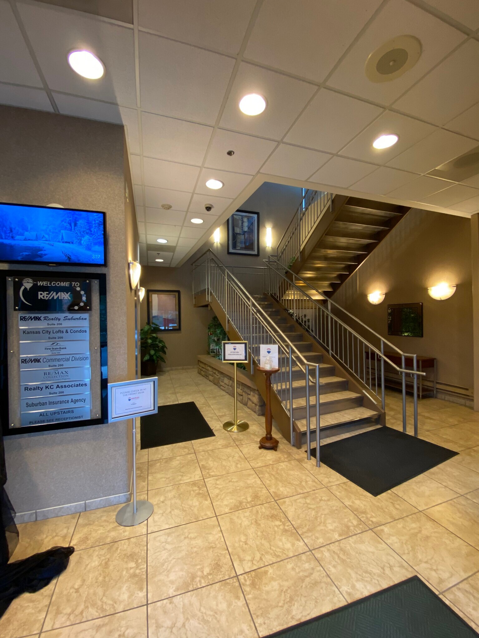 12701-12711 W 87th Street Pky, Lenexa, KS à louer Photo de l’immeuble– Image 1 sur 7