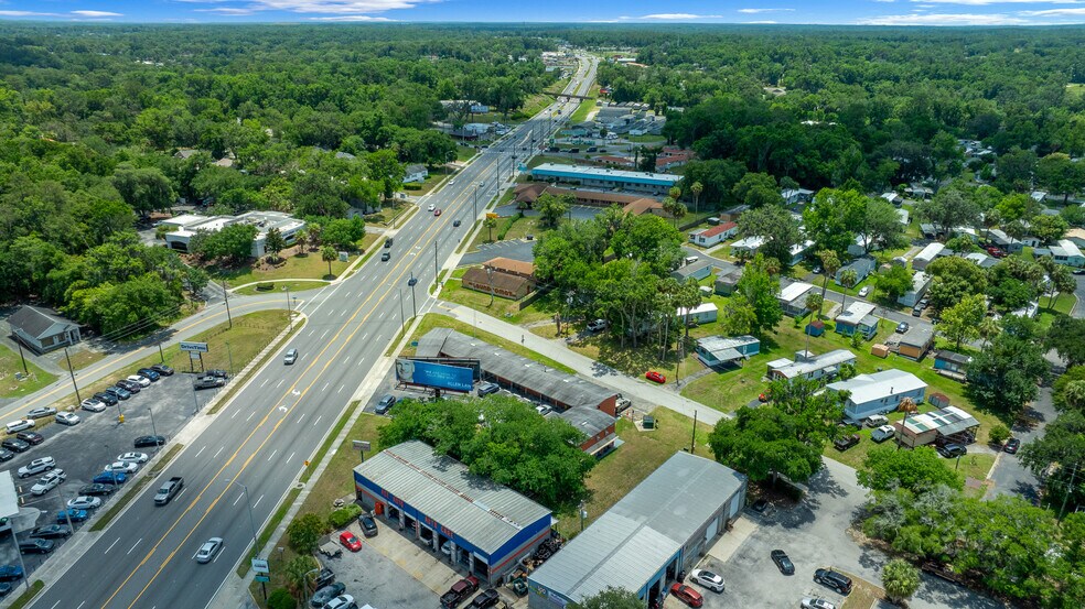 2210 S Pine Ave, Ocala, FL à vendre - Photo de l’immeuble – Image 3 sur 24