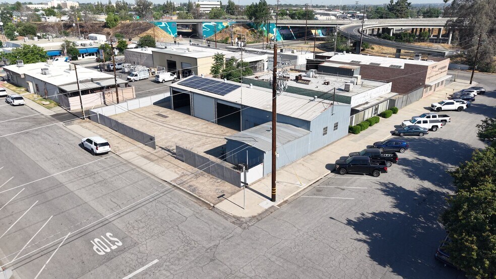 700 23rd St, Bakersfield, CA à louer - Vidéo sur l’annonce professionnelle – Image 3 sur 10