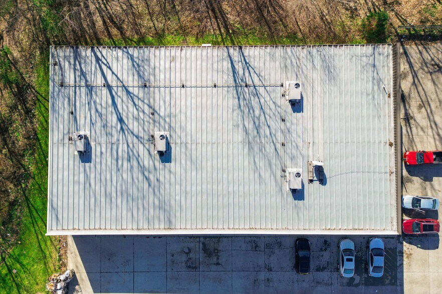 STNL Portfolio: Dollar General portefeuille de 2 biens à vendre sur LoopNet.fr - Photo de l’immeuble – Image 3 sur 24