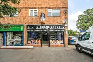 Plus de détails pour 1 High St, Uxbridge - Local commercial à louer