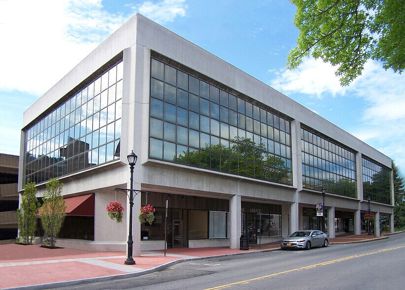 1 School St, Glen Cove, NY à louer - Photo de l’immeuble – Image 2 sur 16