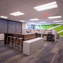 903 Commerce Dr, Oak Brook, IL à louer Photo intérieure– Image 1 sur 5