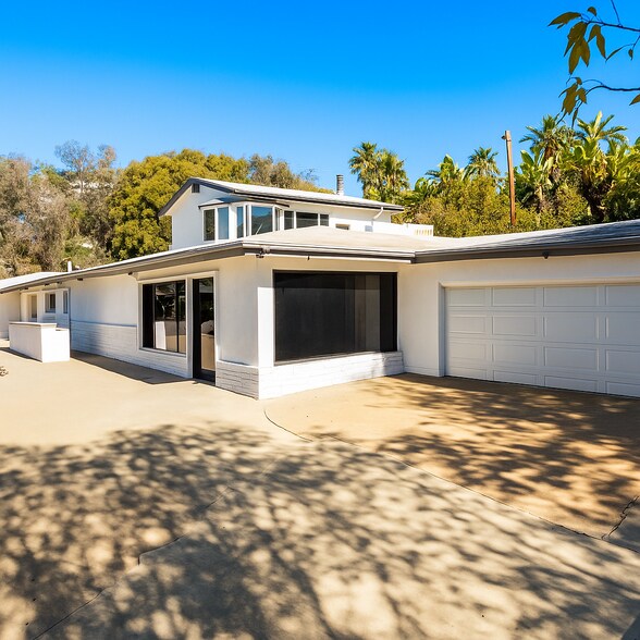 27473 Pacific Coast Hwy, Malibu, CA à vendre - Photo de l’immeuble – Image 2 sur 30