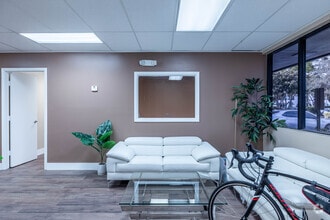 6555 Powerline Rd, Fort Lauderdale, FL à louer Photo intérieure– Image 1 sur 8