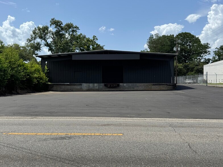 2312 Halls Mill Rd, Mobile, AL à louer - Photo de l’immeuble – Image 3 sur 5