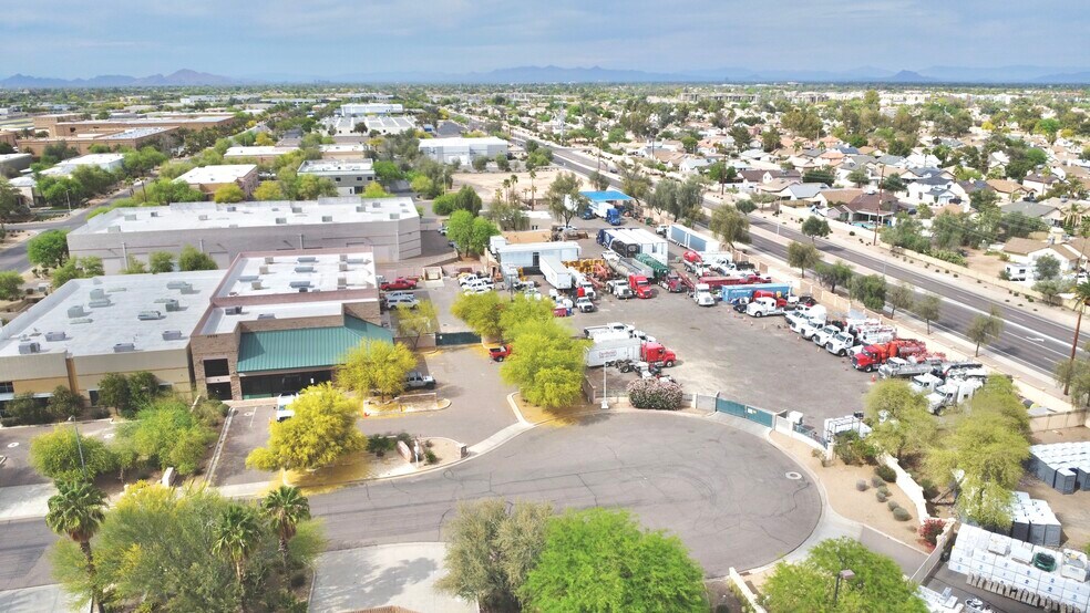 4010 W Earhart Way, Chandler, AZ à louer - Photo de l’immeuble – Image 2 sur 4