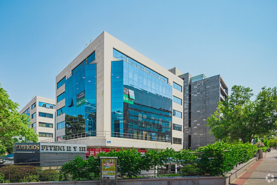 Calle de Emilio Vargas, 1, Madrid, Madrid à louer - Photo de l’immeuble – Image 2 sur 2