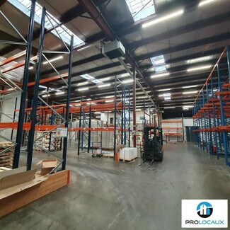 Plus de détails pour Local d'activités à louer