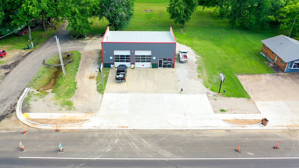 304 E Wilson St, Valliant, OK à vendre - Photo de l’immeuble – Image 2 sur 32