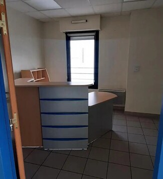 Plus de détails pour 26 Rue De Belgique, Angers - Bureau à louer