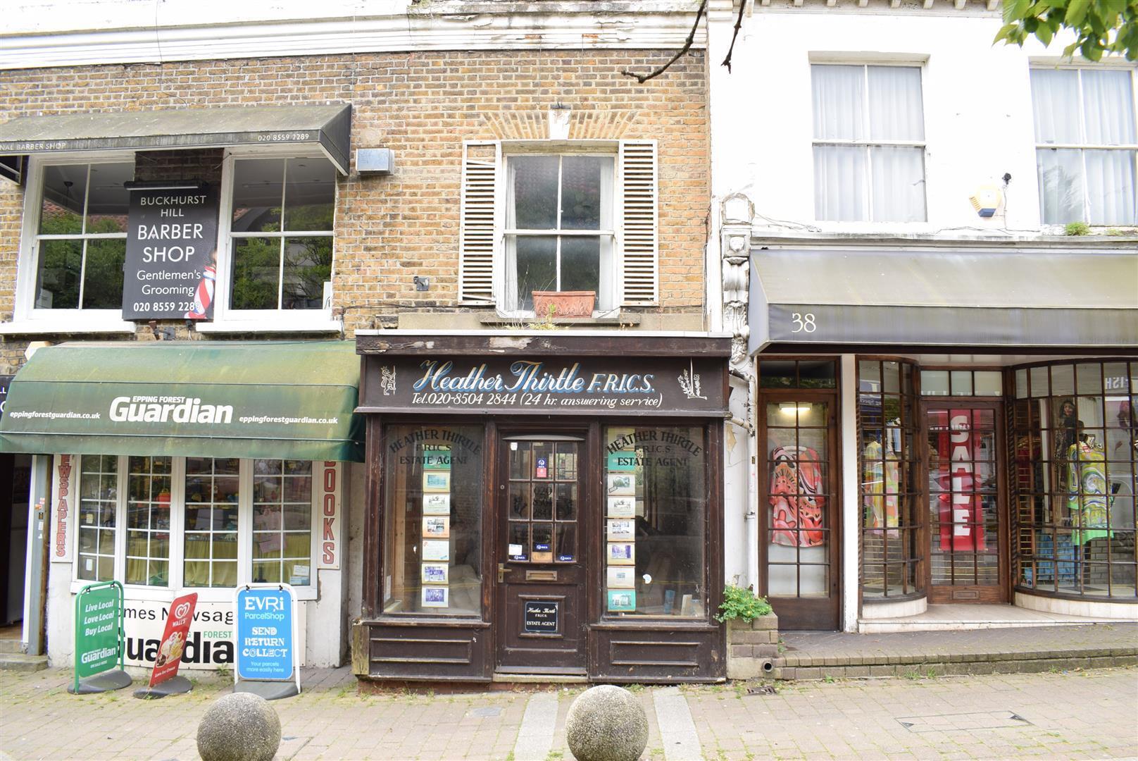 36 Queens Rd, Buckhurst Hill à vendre Photo de l’immeuble– Image 1 sur 11