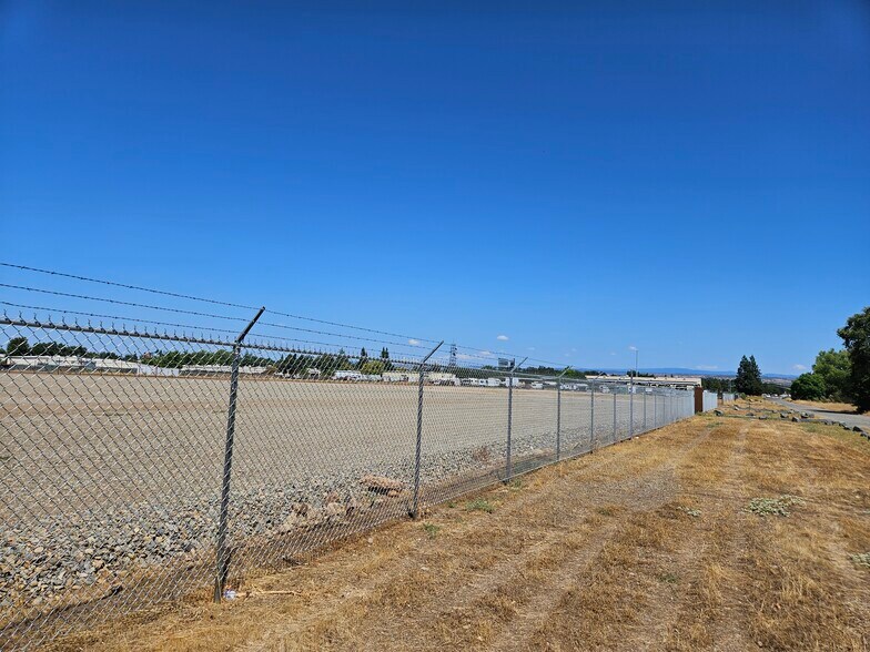 1 Loren Ave, Chico, CA à louer - Autre – Image 3 sur 5