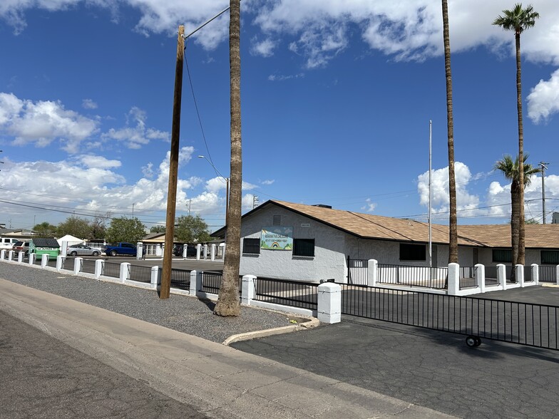 3526 W Polk St, Phoenix, AZ à louer - Photo de l’immeuble – Image 3 sur 25