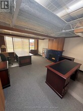 208 Evans Ave, Toronto, ON à louer Photo intérieure– Image 1 sur 8