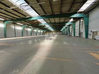 Plus de détails pour Bureau, Industriel/Logistique à louer