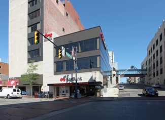 Plus de détails pour 219 S Main St, Akron, OH - Local commercial à vendre