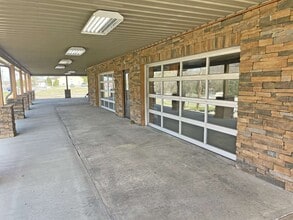1490 Flemingsburg Rd, Morehead, KY à vendre Photo intérieure– Image 1 sur 3