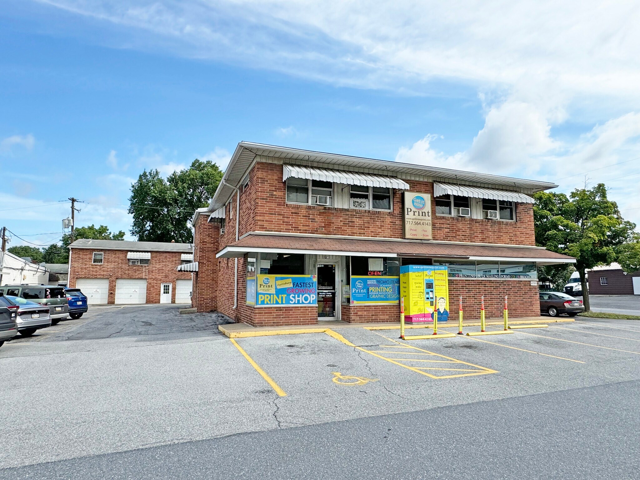 4790 Derry St, Harrisburg, PA à vendre Photo de l’immeuble– Image 1 sur 2