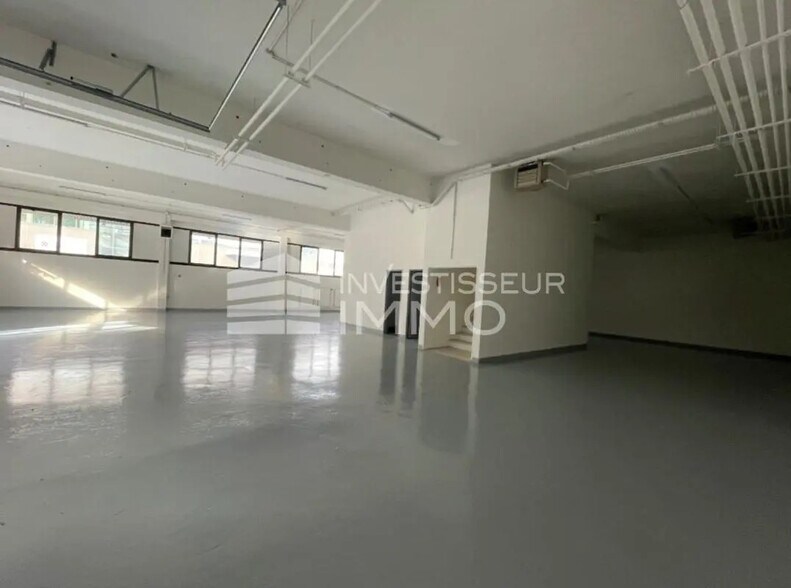 Local d’activités dans Nanterre à louer - Photo intérieure – Image 3 sur 10