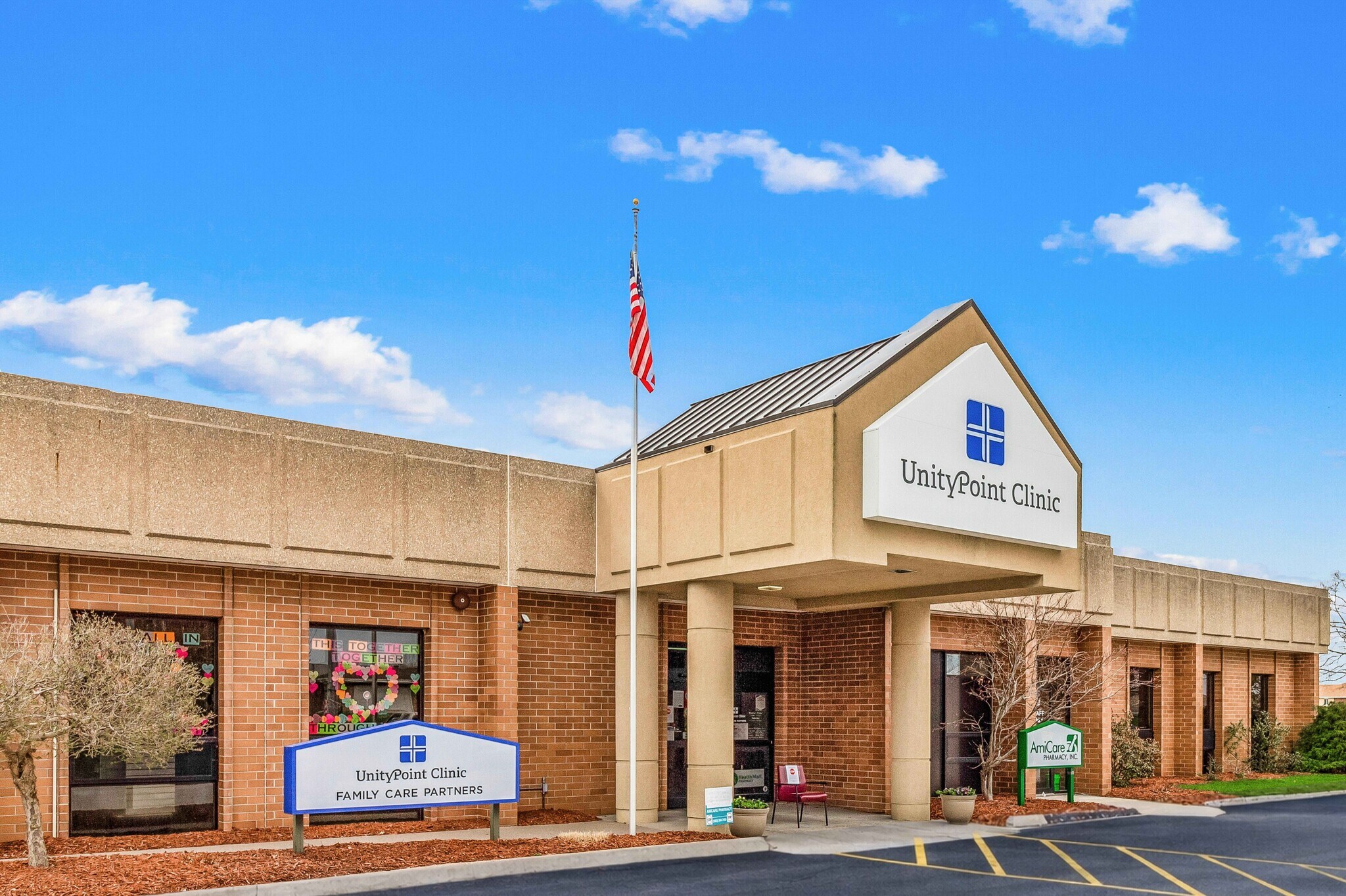 3740 Utica Ridge Rd, Bettendorf, IA à vendre Photo principale– Image 1 sur 6